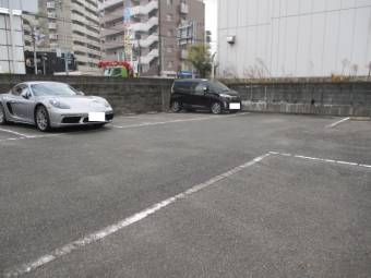 三幸月極駐車場,月極駐車場,福岡市博多区板付1丁目8番42号