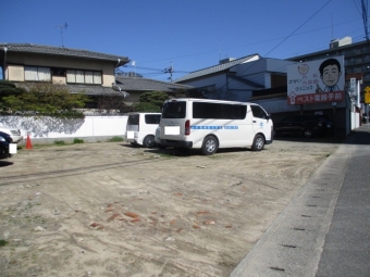 東那珂１丁目パーキング,月極駐車場,福岡市博多区東那珂１−２