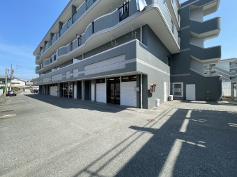 エルグランド大産　１階店舗事務所,事務所, 店舗,福岡市博多区那珂6丁目1番39号